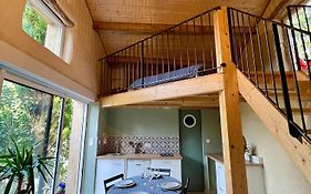 La Chambre Du Cantou